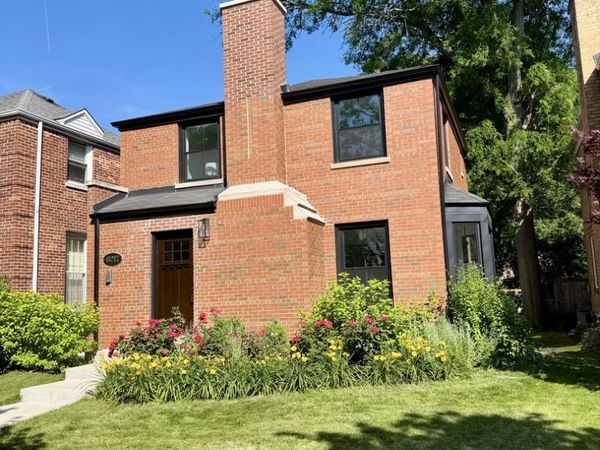 6217 N Leona Avenue , Chicago, IL 60646