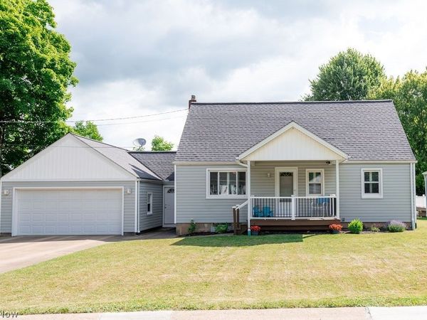 9071 Charles Court , Twinsburg, OH 44087