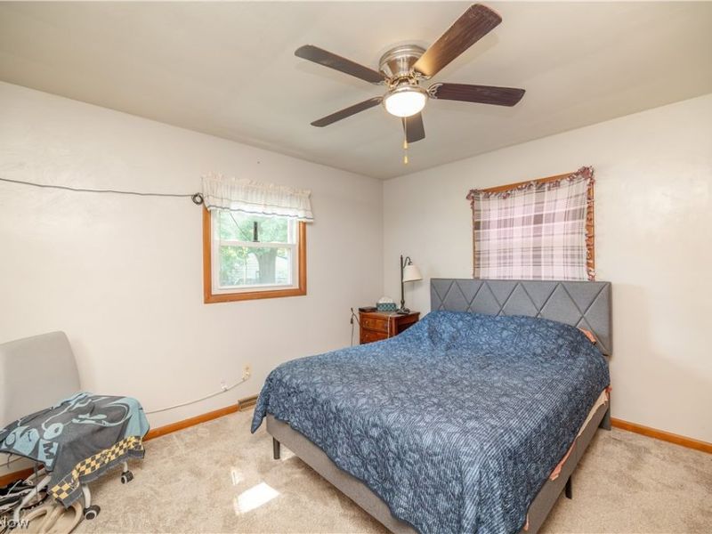 3126 Linda Drive NW, Warren, OH 44485 Photo 9
