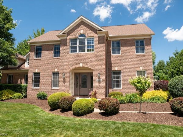 20324 Kylemore Drive , Strongsville, OH 44149