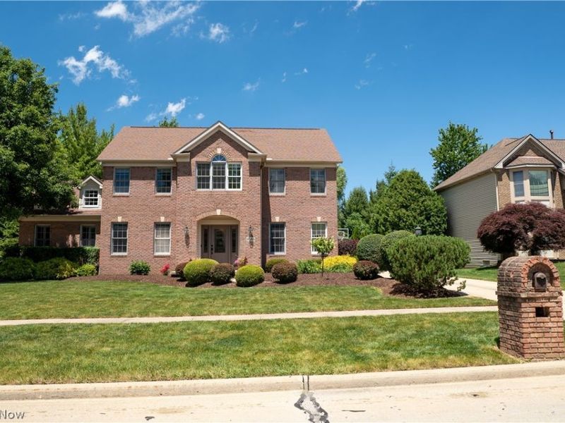 20324 Kylemore Drive, Strongsville, OH 44149 Photo 2