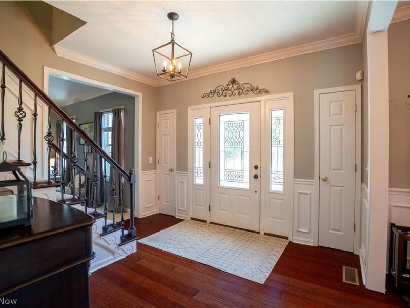 20324 Kylemore Drive, Strongsville, OH 44149 Photo 3