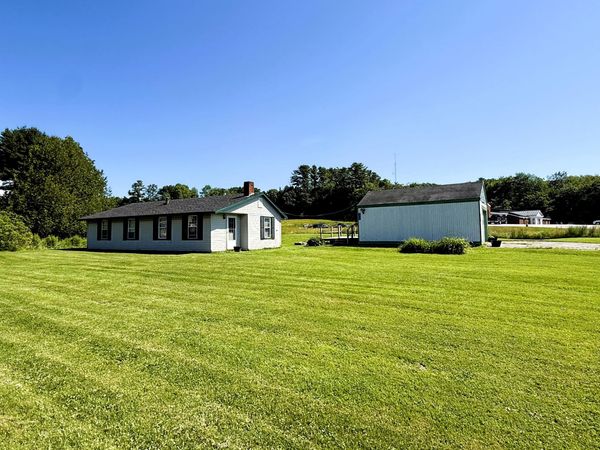 11 Depot Street, Waldoboro, ME 04572