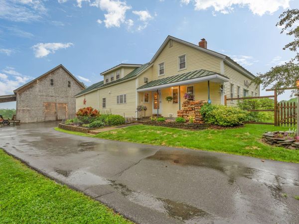 219 Middle Road , Skowhegan, ME 04976