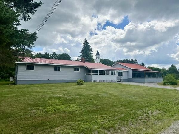 140 Main Road, Medway, ME 04460