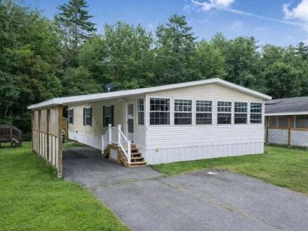 62 Village Drive , Lewiston, ME 04240