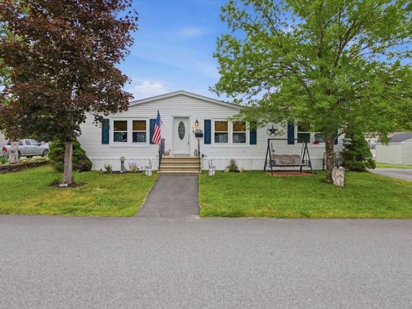 11 Fox Run Drive, Lewiston, ME 04240