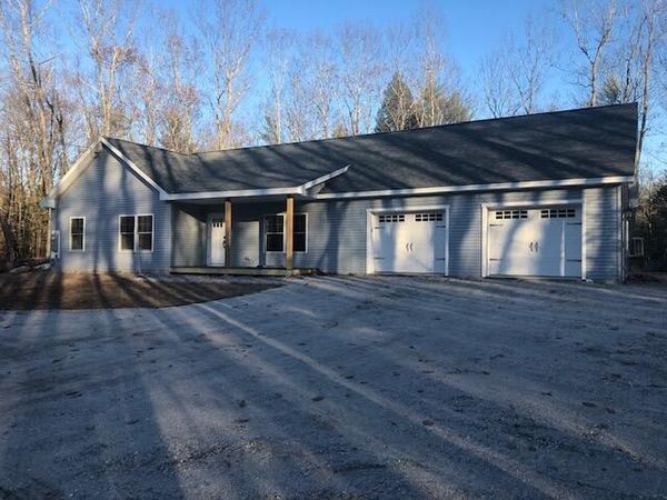 48 Jessica Way , Poland, ME 04274