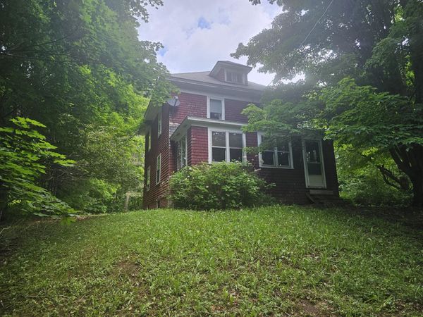 32 Willow Street , Patten, ME 04765