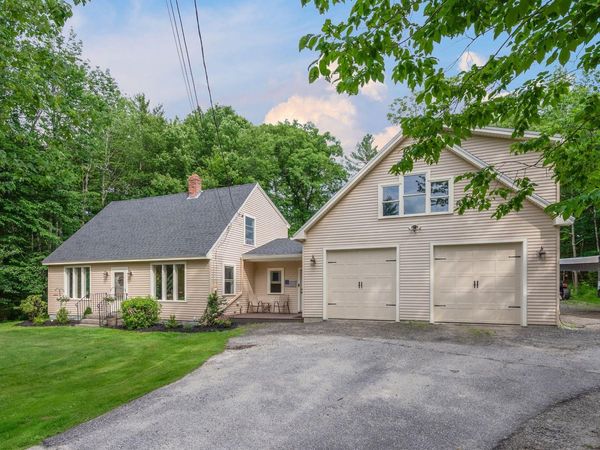 497 Allen Road, Pownal, ME 04069