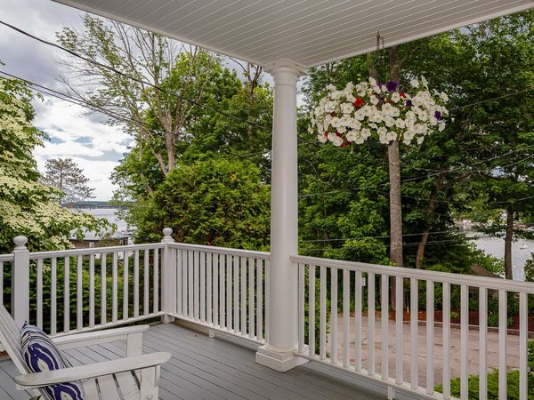 195 Beauchamp Point Road , Rockport, ME 04856