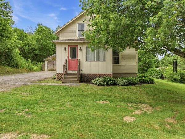 45 Pleasant Street , Winthrop, ME 04364