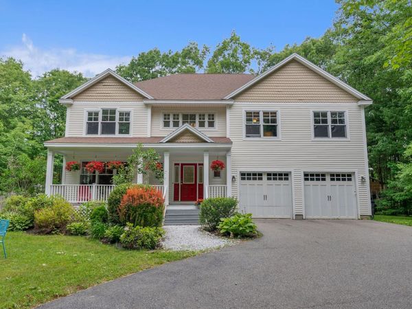 9 Fen Way , Kennebunk, ME 04043