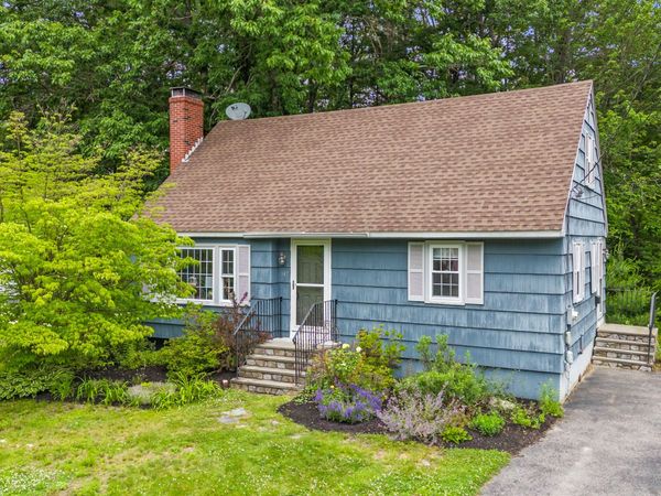 147 Pinecrest Road, Portland, ME 04102
