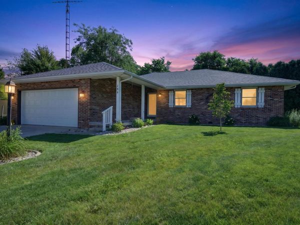 206 Harrison Court, Greentown, IN 46936