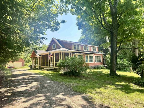 43 White Oaks Road, Laconia, NH 03246