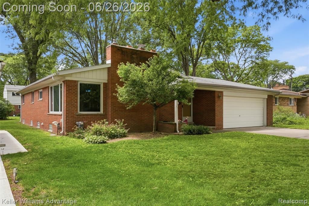 33007 Grennada Street, Livonia, MI 48154 Main Photo