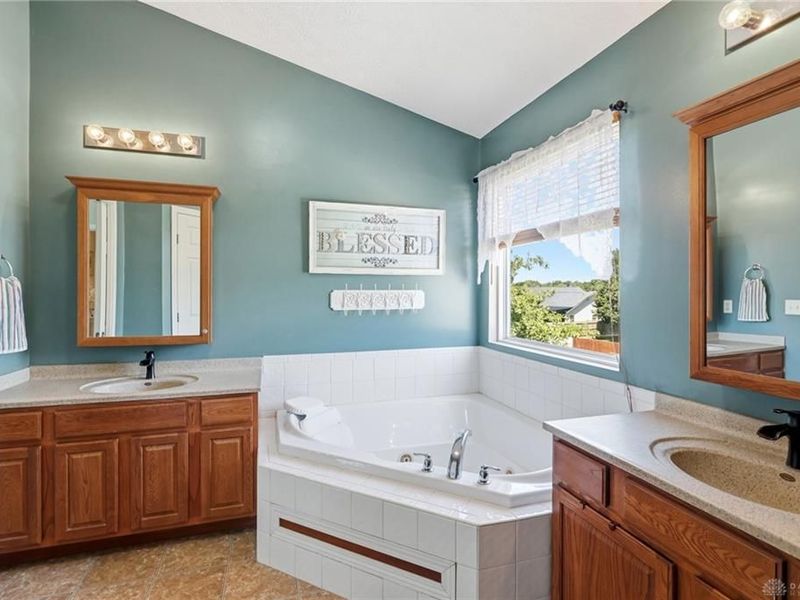 4675 Santa Anita Place, Dayton, OH 45424 Photo 24