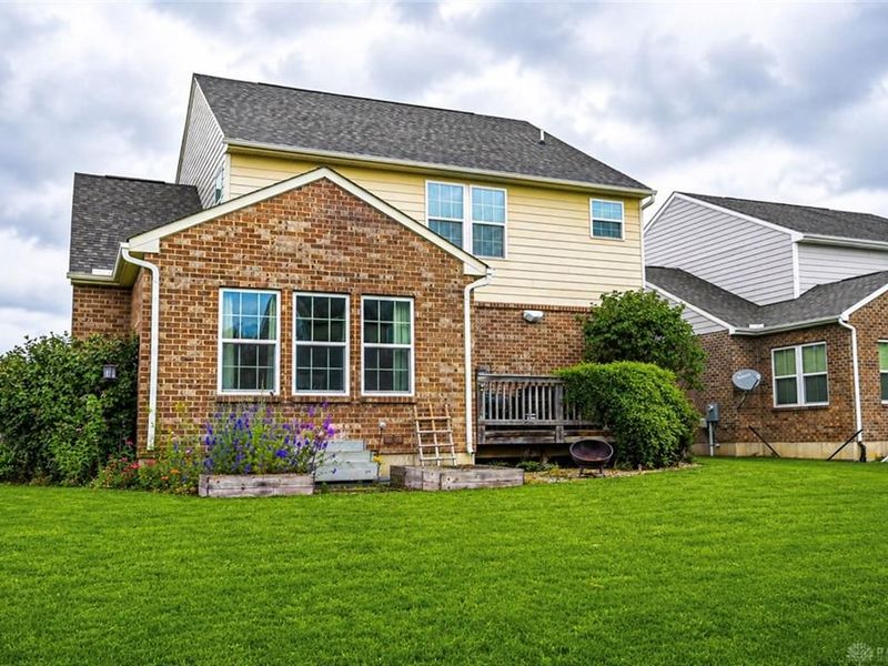 1555 Cedar Creek Drive, Centerville, OH 45458 Photo 3