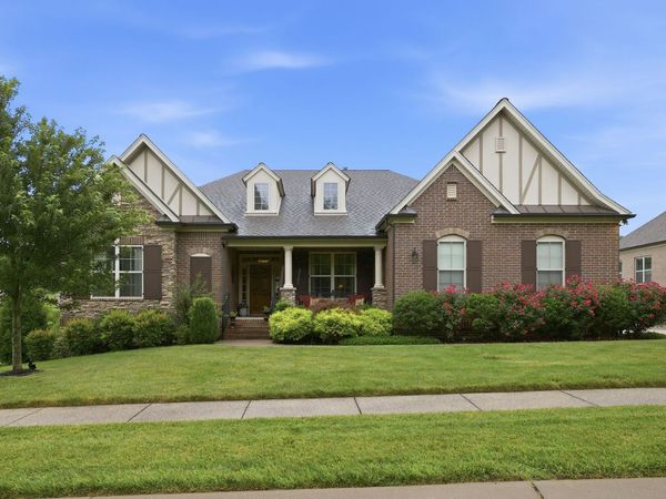 7056 Crimson Leaf Ln , College Grove, TN 37046