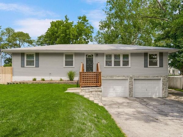 9232 Minnesota Avenue, Kansas City, KS 66112