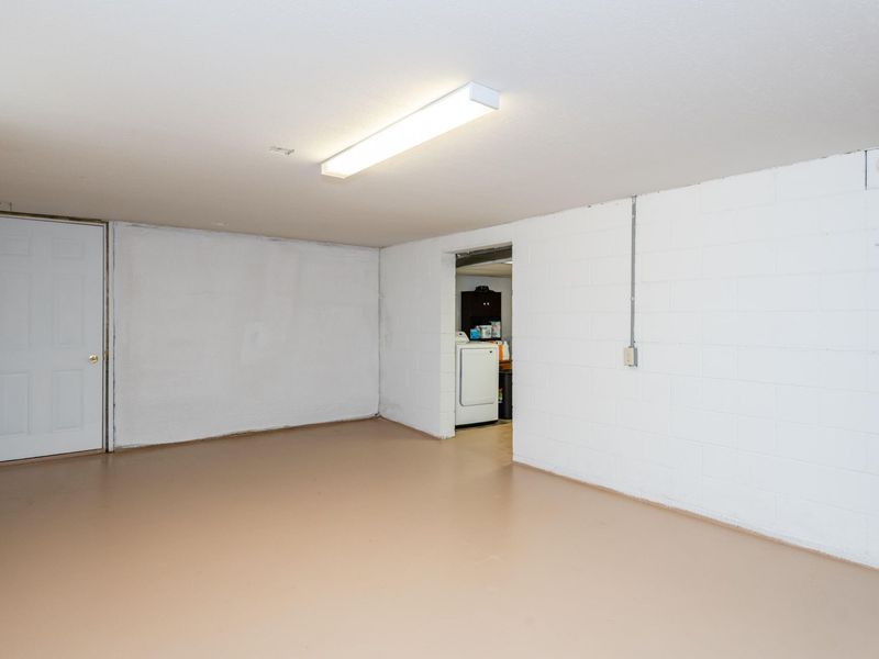 1566 Grimes Avenue, Urbana, OH 43078 Photo 50