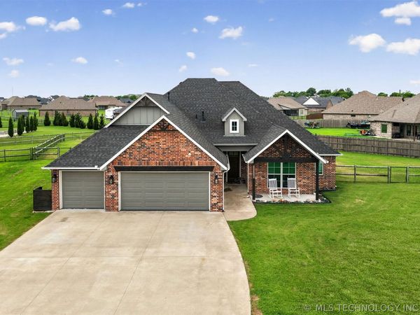 14320 N 57th East Avenue , Collinsville, OK 74021