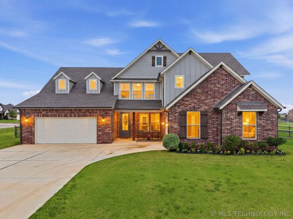 117 W 168th Street S, Glenpool, OK 74033