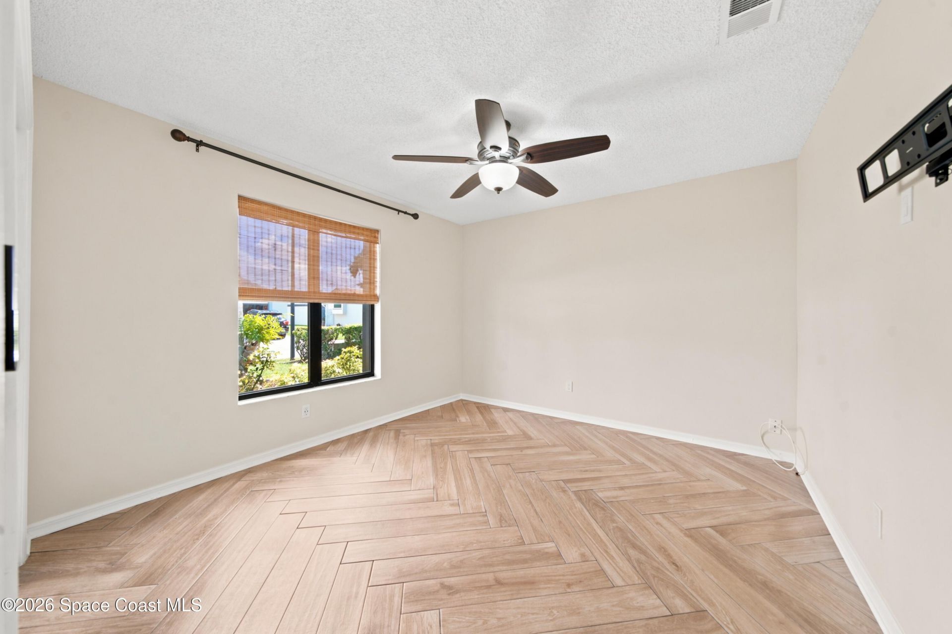 429 Maple Bluff Circle , Melbourne, FL 32940 Photo