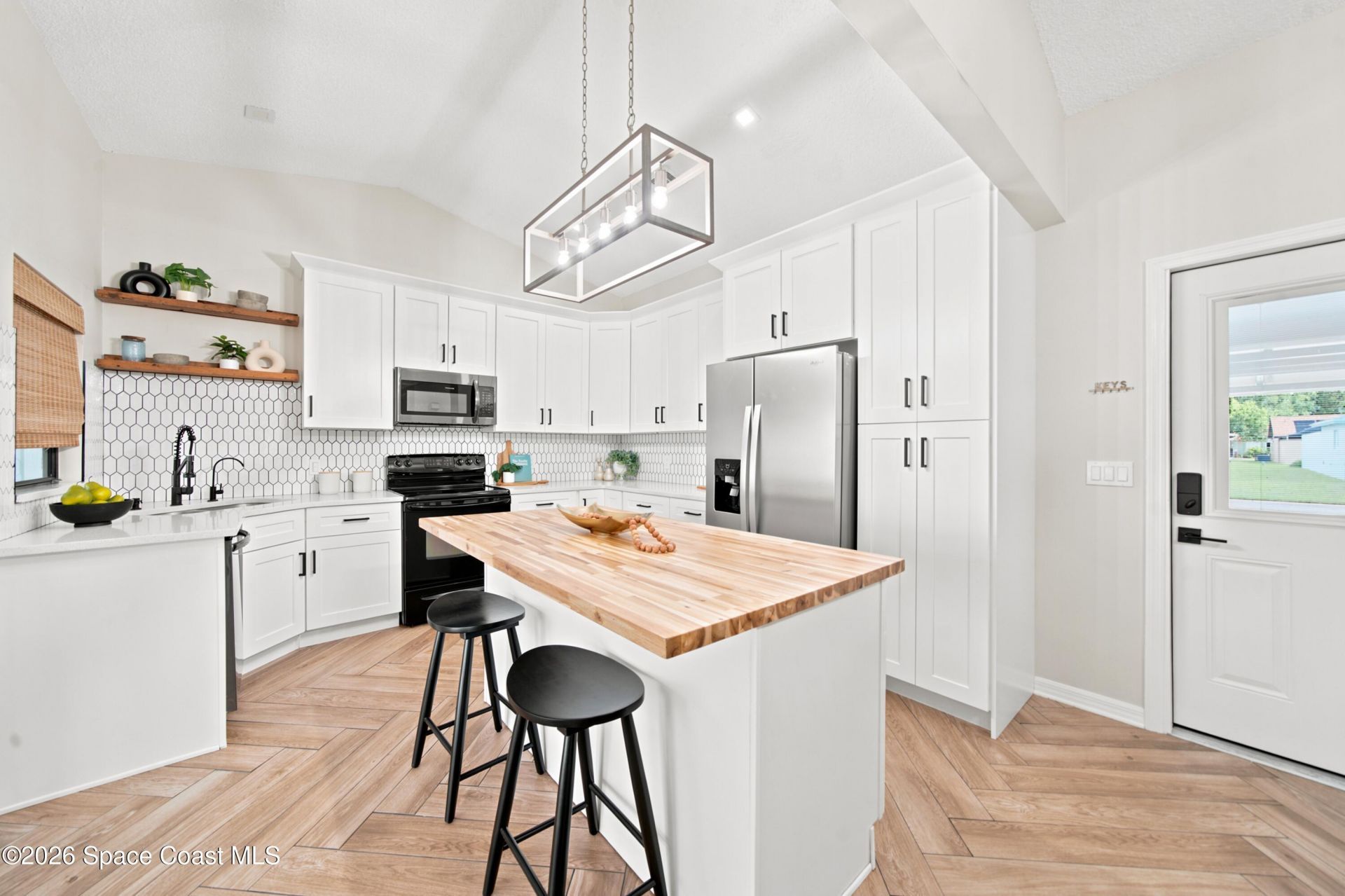 429 Maple Bluff Circle , Melbourne, FL 32940 Photo