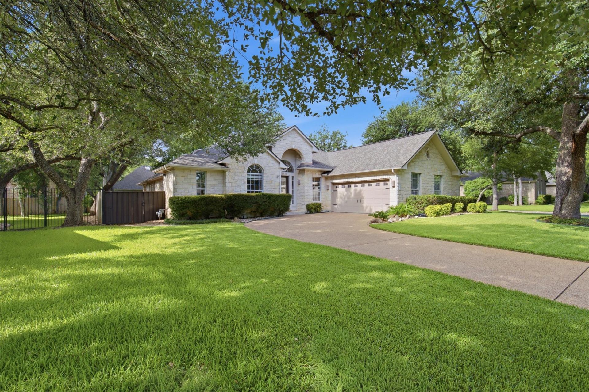 9509 Graceland Trl, Austin, TX 78717 Main Photo