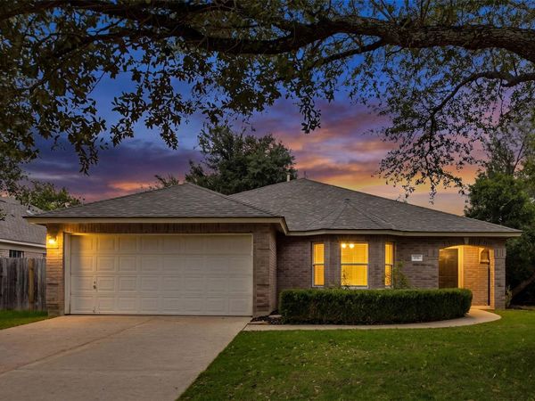 1751 Star Light CIR, Cedar Park, TX 78613