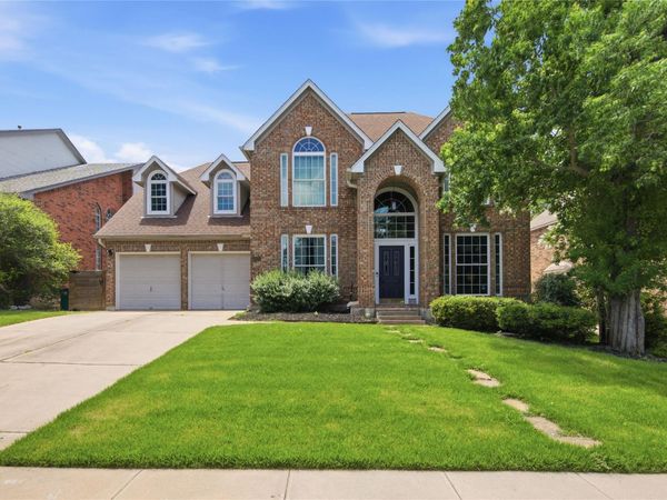 10502 WALPOLE LN, Austin, TX 78739