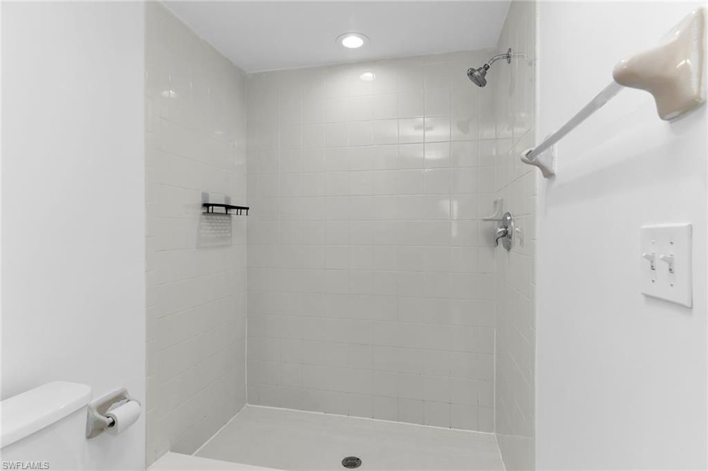 7835 Regal Heron Cir , Unit 202, Naples, FL 34104 Photo