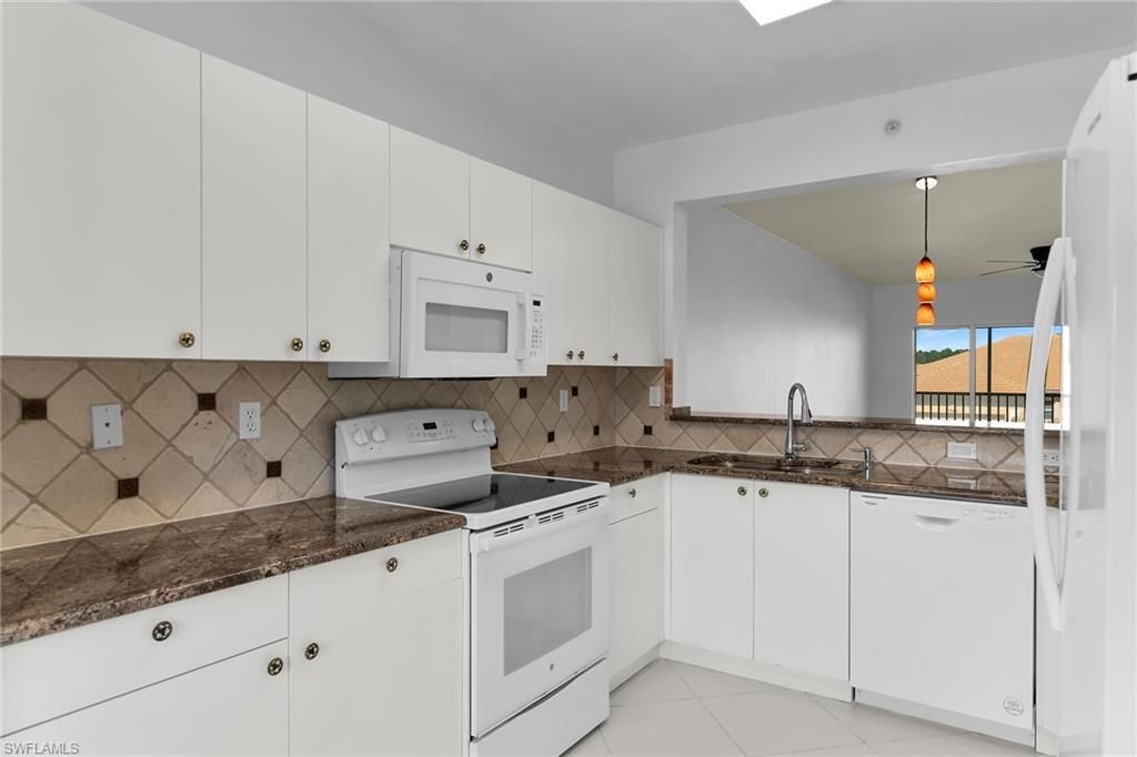 7835 Regal Heron Cir , Unit 202, Naples, FL 34104 Photo