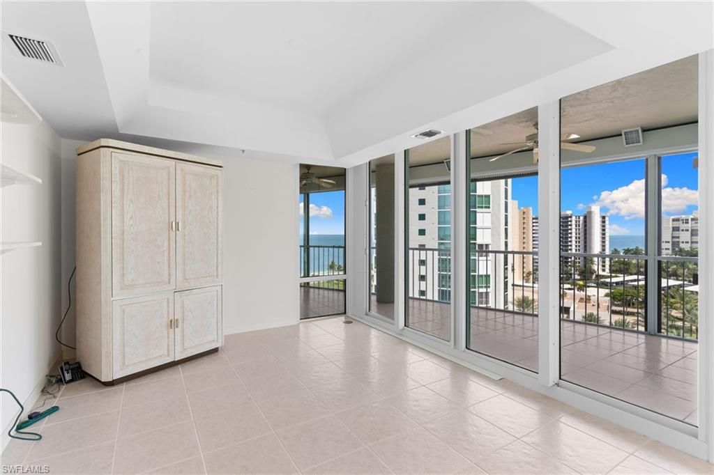 3971 Gulf Shore Blvd N, Unit 1004, Naples, FL 34103 Photo