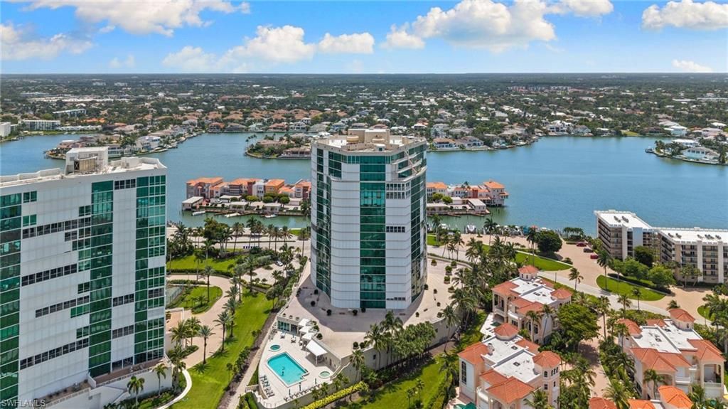 3971 Gulf Shore Blvd N, Unit 1004, Naples, FL 34103 Photo