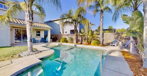2220 Castle Pines Way, Roseville, CA 95747 Photo