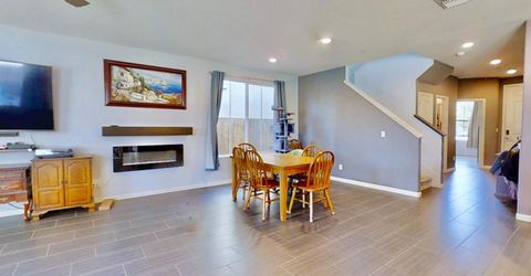 2220 Castle Pines Way, Roseville, CA 95747 Photo