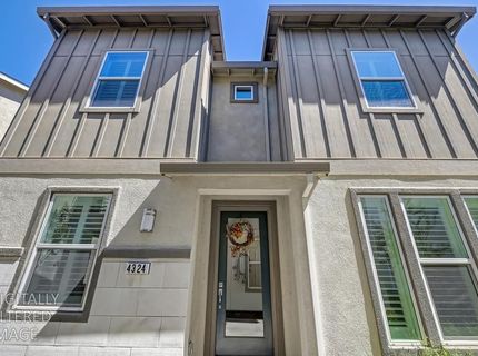 4324 Ocean Ln, Elk Grove, CA 95757 Photo