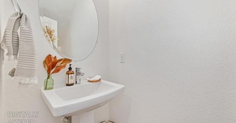 4324 Ocean Ln, Elk Grove, CA 95757 Photo