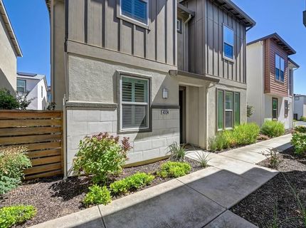 4324 Ocean Ln, Elk Grove, CA 95757 Photo