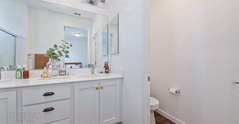 4324 Ocean Ln, Elk Grove, CA 95757 Photo