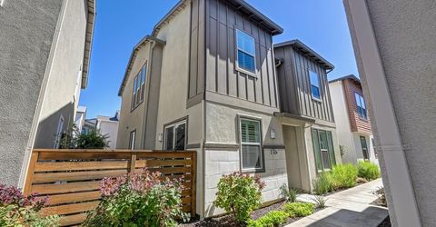 4324 Ocean Ln, Elk Grove, CA 95757 Photo