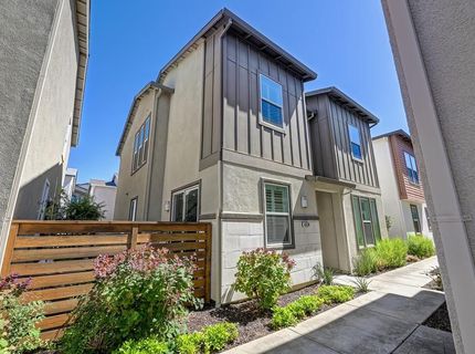 4324 Ocean Ln, Elk Grove, CA 95757 Photo