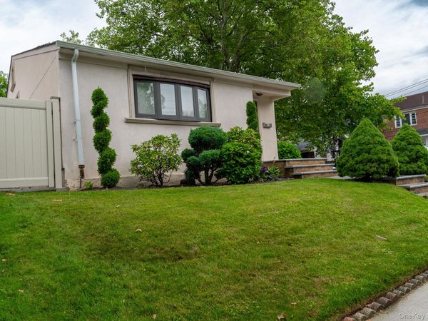 2104 157th Street, Whitestone, NY 11357