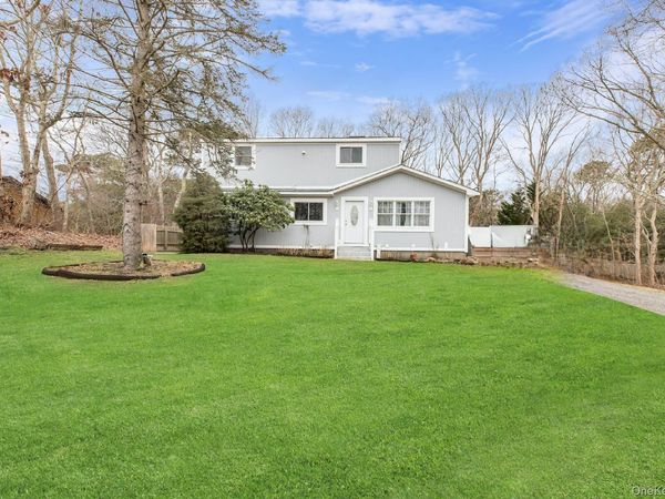 7 George Street , Hampton Bays, NY 11946