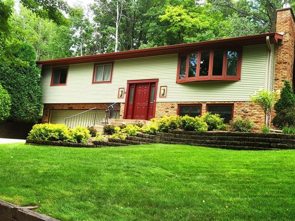 2510 Northern Hills Court NE, Rochester, MN 55906