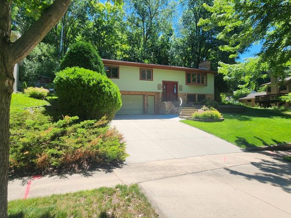 2510 Northern Hills Court NE, Rochester, MN 55906