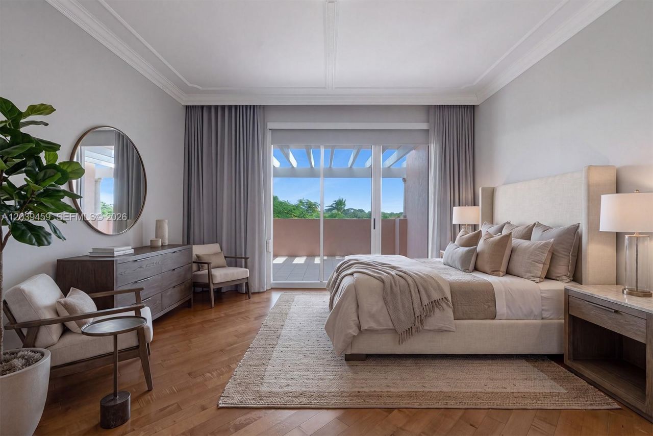 10 Edgewater Dr , Unit 4H, Coral Gables, FL 33133 Photo